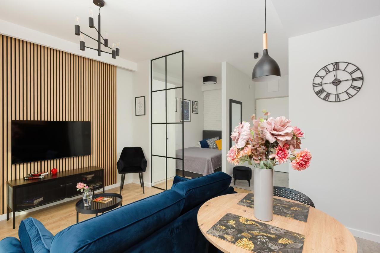 Moduo Gardens Apartment By Renters Prestige Warsaw Exterior photo